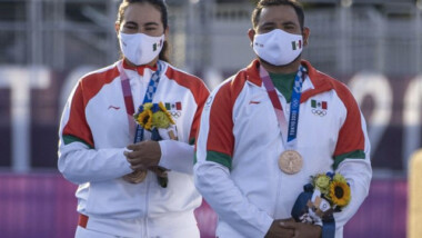 La primera medalla para México en Tokio llega en tiro con arco