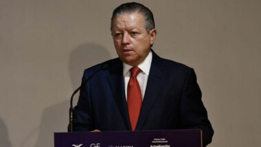 Ministro Zaldívar celebra aprobación de matrimonio igualitario en Yucatán