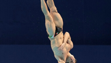Rommel  y Osmar Olvera clasifican a semifinal de trampolín de 3 metros