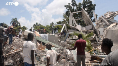 Terremoto en Haití deja al menos 300 muertos