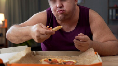 Factores psicológicos impactan en la obesidad  
