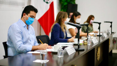 Distribuyen iniciativas para la creación de la Ley de Desarrollo Social del Estado