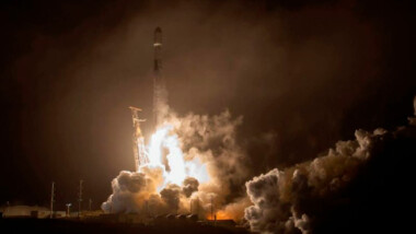 La NASA lanza la primera nave que busca impactar con un asteroide para desviarlo