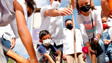 Inicia la jornada en Mérida “Adopta un Árbol”