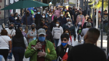 Semáforo COVID: El naranja se extiende a 15 estados y el verde casi se ‘extingue’