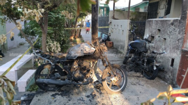 Incendia dos motos en la Fidel Velázquez