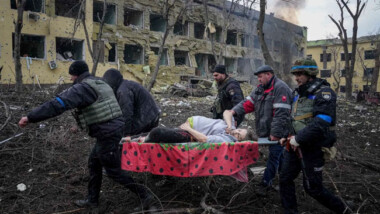 Más de 900 civiles han muerto durante los ataques de Rusia a Ucrania, informa la ONU