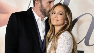 Jennifer López anuncia compromiso con Ben Affleck