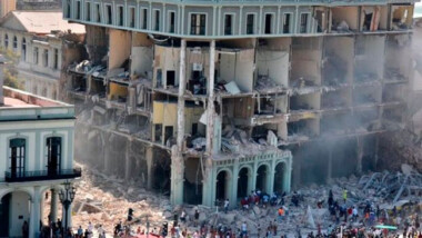 Sube a 27 la cifra de muertos por explosión en el Hotel Saratoga en Cuba