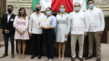 México requiere jóvenes mejor preparados para los retos que se avecinan: JCRM