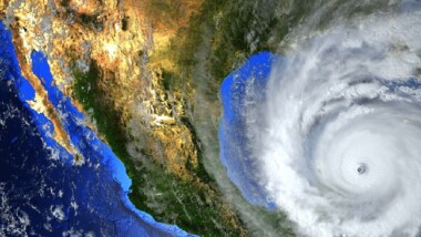 Podría haber ocho huracanes durante la actual temporada