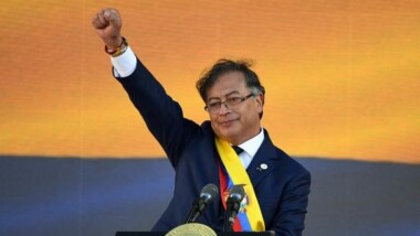 Gustavo Petro asume la presidencia de Colombia con la promesa de frenar al narco