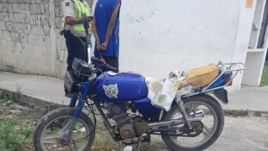 Detienen a pepenador con moto robada