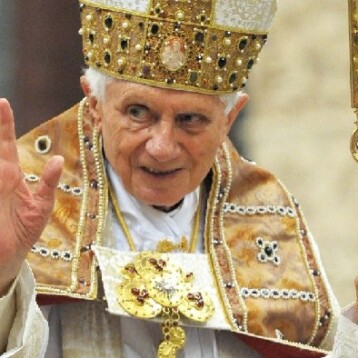 El papa Benedicto XVI muere a los 95 años
