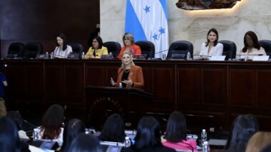 Desde Honduras, Verónica Camino llama a fortalecer el liderazgo de las mujeres jóvenes
