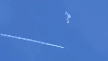 Un avión de EE UU derriba otro objeto volador no identificado sobre Canadá por orden de Trudeau
