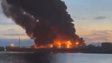 Ataque con dron causa incendio en depósito de petróleo en Crimea
