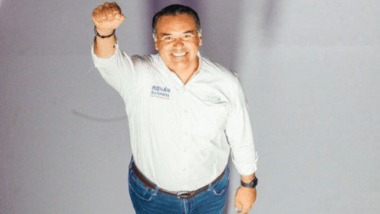 Respaldan a Renán Barrera