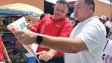 Priístas externan su apoyo a Rolando Zapata y Renán Barrera