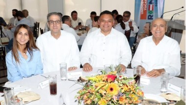 Rolando Zapata se reúne con la comunidad libanesa de Yucatán