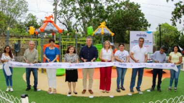 Alcalde inaugura parque de la Colonia México