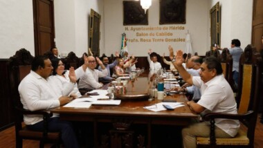 Donan terrenos al IVEY y la Agencia de Transporte