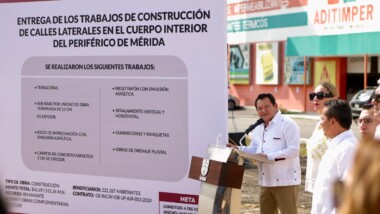 Entrega Huacho obras del Periférico de Mérida