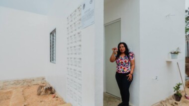 Entrega Cecilia Patrón acciones de vivienda en el sur de Mérida