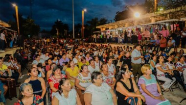 Más mujeres buscan autoemplearse