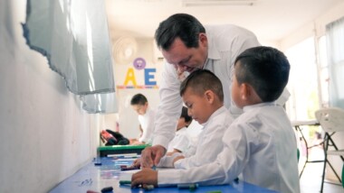 ¡Adiós remolque! Iniciarán el curso con nuevo salón de clases