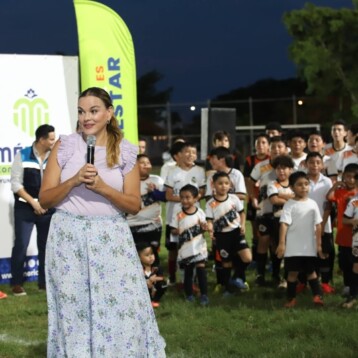 Entrega Cecilia Patrón instalaciones deportivas en Yucalpetén