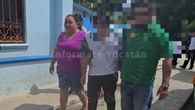 Exigen justicia para estudiante agredido físicamente en secundaria de Mérida