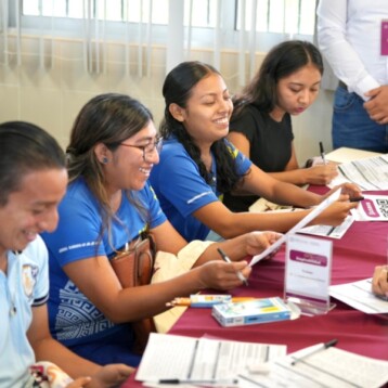 Inicia inscripción a la Beca Juventudes Renacimiento