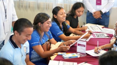 Inicia inscripción a la Beca Juventudes Renacimiento