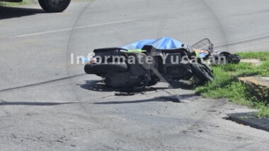 Embiste y mata a motociclista