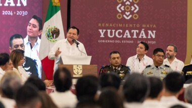 No lo distraen las críticas