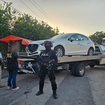 Aseguran vehículo de Gladys “N”, joven que atropelló a motociclistas