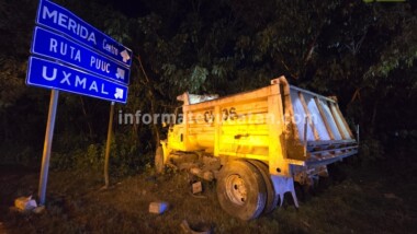 Choca volquete del Ayuntamiento de Mérida