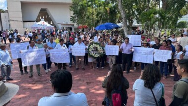 Desde Chichén Itzá, comunidades mayas protestan contra el INAH