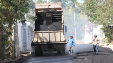 Mejoran calles de Cholul