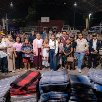 Cobijan a familias del sur de la “heladez”