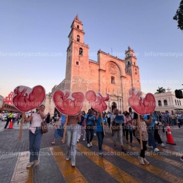 Marchan en Mérida a favor de la vida