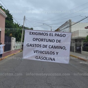 Con protesta reciben al nuevo Secretario de Salud