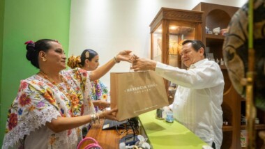 Abren nueva tienda Herencia Viva en Mérida para impulsar artesanías yucatecas