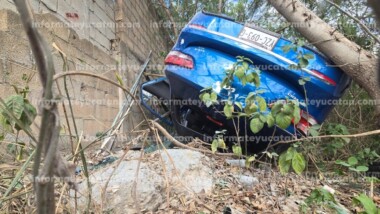 Volcadura en el Periférico de Mérida (video)