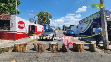 Bloquean calles en protesta contra CFE