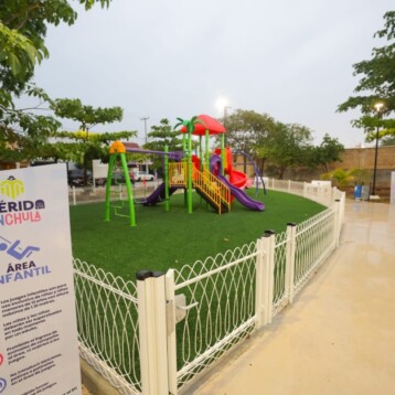 Invierte Comuna $5.9 millones de pesos en parque infantil y un domo