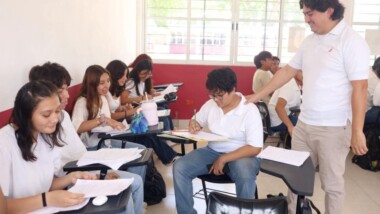 Anuncian nuevo modelo educativo “Planteles Renacimiento Maya”