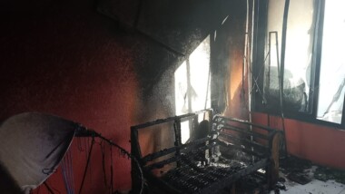 Mujer lesionada tras incendio en una vivienda de la colonia Obrera
