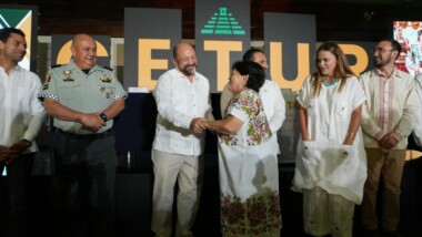 Empresarios y Gobierno cierran filas por el turismo